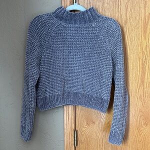 Thick Gray Mock Neck Cropped Knit Sweater